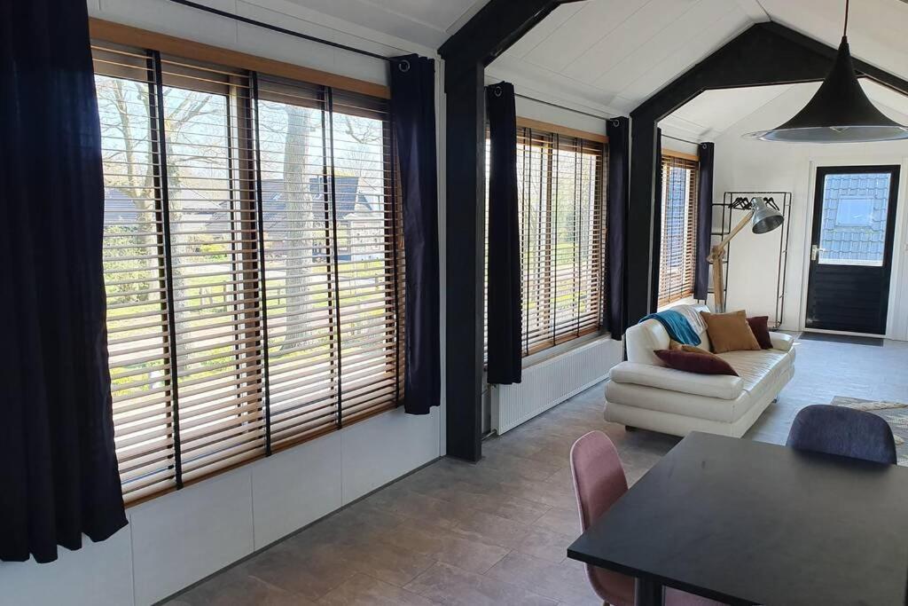 Vrijstaand / landelijk appartement met uitzicht! De Wijk Buitenkant foto